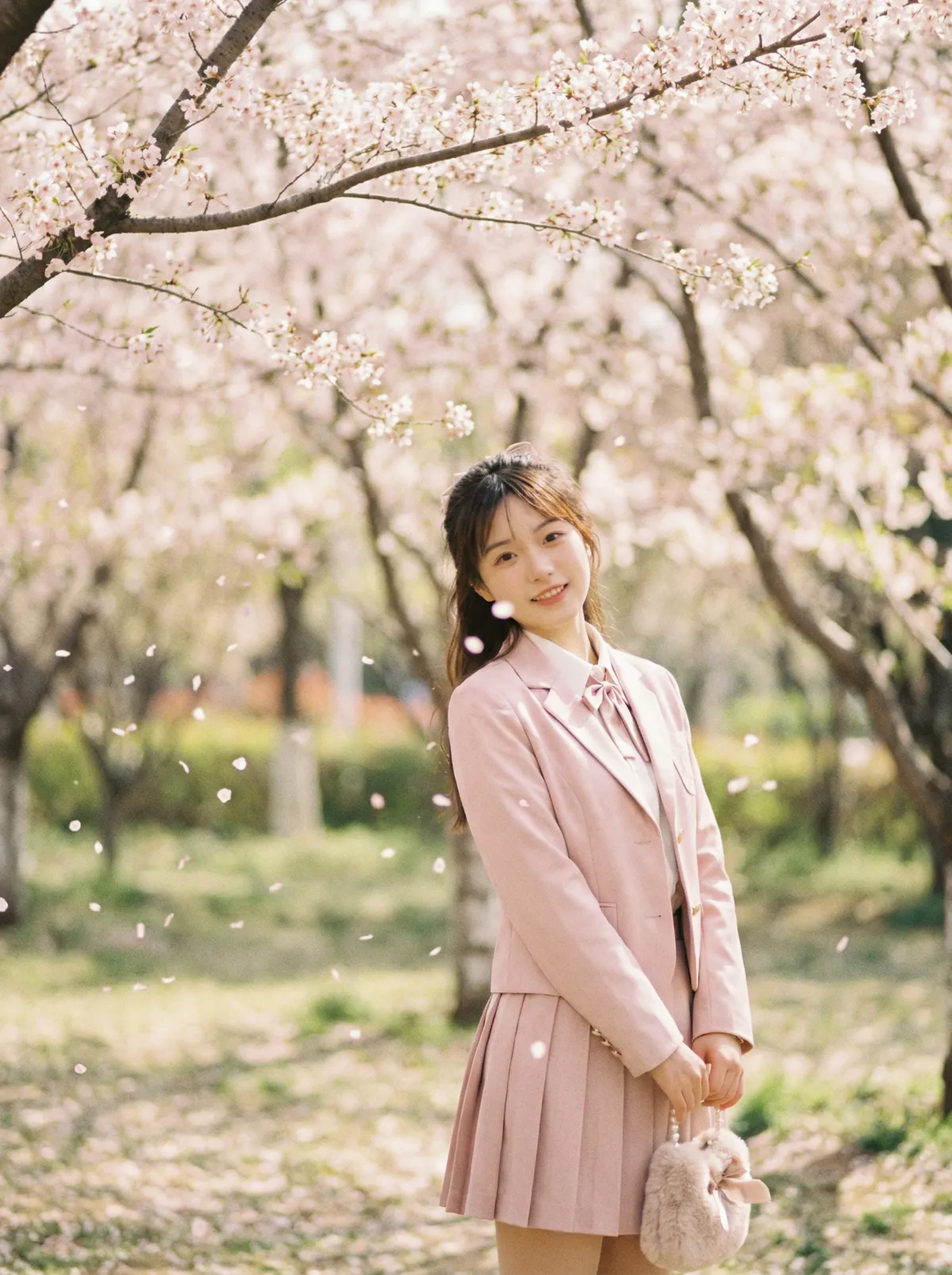 女攻gb 妓娼艳舞 JK制服穿搭灵感分享